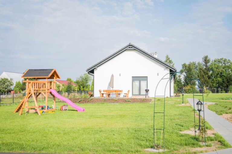 Bezpieczny odpoczynek na Słonecznym Wzgórzu